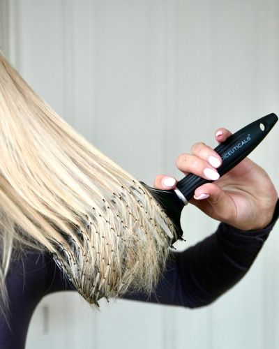 Scalp-pro hairbrush laserstudio noord
